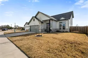 2506 Lightfoot Ln, Bryan, TX 77803 - Photo 5