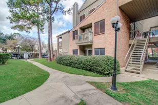 2023 Gentryside Dr, Houston, TX 77077 - Photo 25