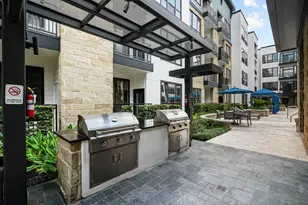1616 W Dallas St, Houston, TX 77019 - Photo 9