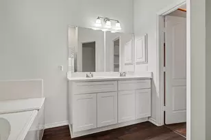 1819 Manor Dr, Baytown, TX 77521 - Photo 21