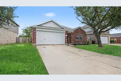 1819 Manor Drive, Baytown, TX 77521 - Photo 3