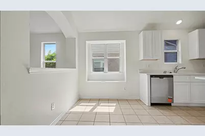 1819 Manor Drive, Baytown, TX 77521 - Photo 13
