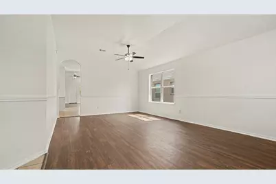 1819 Manor Drive, Baytown, TX 77521 - Photo 5