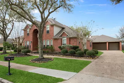 4211 Copper Creek, Baytown, TX 77521 - Photo 3