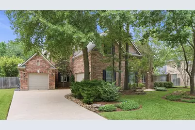 39 E Green Pastures Circle, The Woodlands, TX 77382 - Photo 3