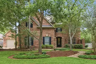 39 E Green Pastures Cir, The Woodlands, TX 77382 - Photo 1