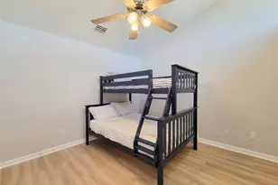 10 April Point Dr S, Conroe, TX 77356 - Photo 23