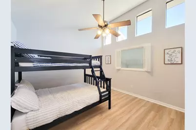 10 April Point Drive S, Conroe, TX 77356 - Photo 25