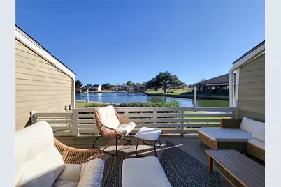 10 April Point Drive S, Conroe, TX 77356 - Photo 1