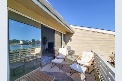 10 April Point Drive S, Conroe, TX 77356 - Photo 27