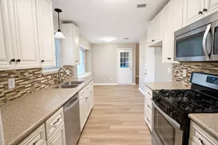 3618 Raindrops Rd, Pasadena, TX 77505 - Photo 3