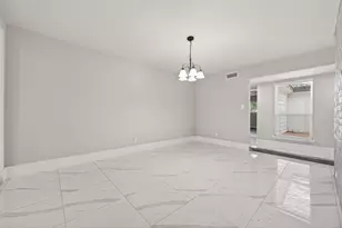 7739 Antoine Dr, Houston, TX 77088 - Photo 9