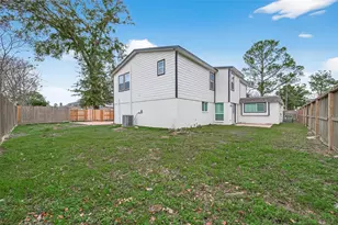 7739 Antoine Dr, Houston, TX 77088 - Photo 49