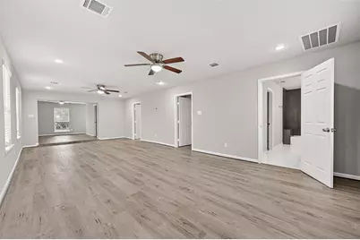 7739 Antoine Drive, Houston, TX 77088 - Photo 23