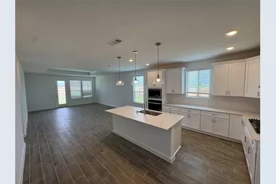 118 Lancaster Court, Dayton, TX 77535 - Photo 3