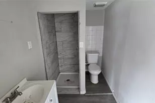 6723 S Loop E, Houston, TX 77087 - Photo 49