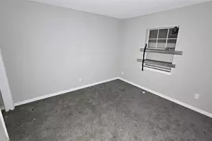 6723 S Loop E, Houston, TX 77087 - Photo 17