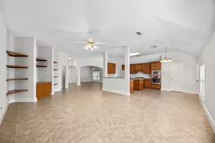 6908 Westgate St, Wallis, TX 77485 - Photo 19
