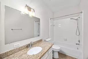 6908 Westgate St, Wallis, TX 77485 - Photo 9