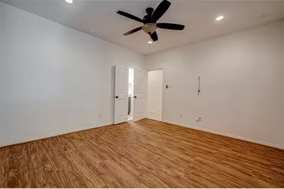 2411 Lawrence Street, Houston, TX 77008 - Photo 17