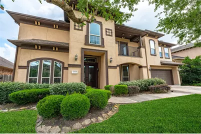 4822 Isla Canela Lane, League City, TX 77573 - Photo 3