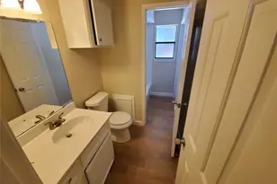 4051 Sherwood Street E, Houston, TX 77339 - Photo 11