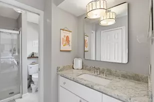 731 Worthshire St, Houston, TX 77008 - Photo 25
