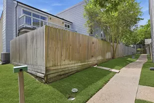 731 Worthshire St, Houston, TX 77008 - Photo 31