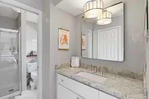 731 Worthshire St, Houston, TX 77008 - Photo 25