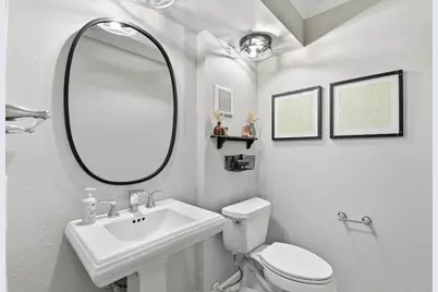 731 Worthshire Street, Houston, TX 77008 - Photo 17