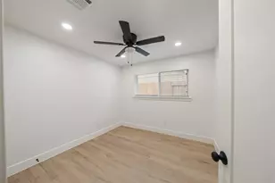 9323 Portal Dr, Houston, TX 77031 - Photo 25