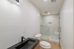 9323 Portal Dr, Houston, TX 77031 - Photo 23