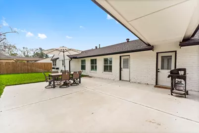 28814 Holly Hill Drive, Shenandoah, TX 77381 - Photo 35