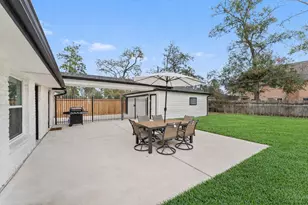 28814 Holly Hill Dr, Shenandoah, TX 77381 - Photo 37