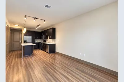 10402 Town and Country Way #119, Houston, TX 77024 - Photo 5