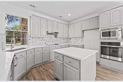 3206 Shadywind Drive, Houston, TX 77082 - Photo 11