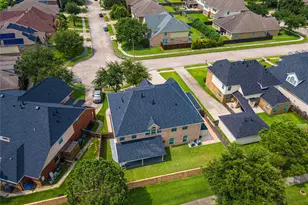 1565 Segovia Dr, League City, TX 77573 - Photo 9