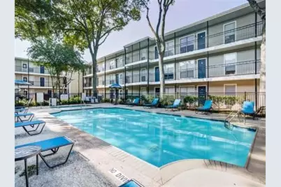 7315 Brompton Street #303B, Houston, TX 77025 - Photo 11