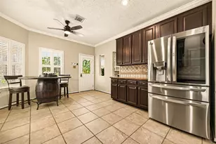 412 Melodywood Dr, Friendswood, TX 77546 - Photo 11