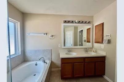2302 Corry Crest Circle, Katy, TX 77493 - Photo 11