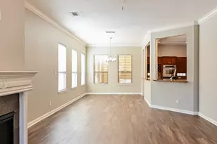 912 W 25th St, Houston, TX 77008 - Photo 9