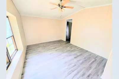 142 Aspen, Livingston, TX 77351 - Photo 11