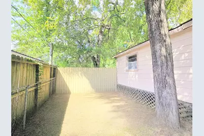 142 Aspen, Livingston, TX 77351 - Photo 15