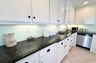 3580 Mackerel Way, Crystal Beach, TX 77650 - Photo 9