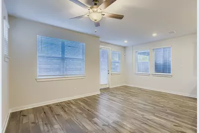 9948 Storehouse Drive, Houston, TX 77080 - Photo 7