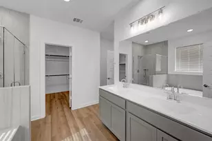 21422 Villa Spruce Ln, Tomball, TX 77377 - Photo 11