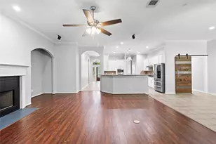 24923 Pikecrest Dr, Spring, TX 77389 - Photo 17
