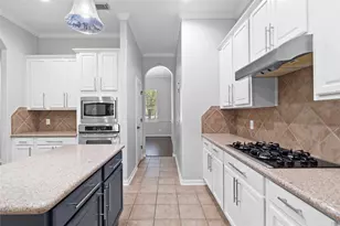 24923 Pikecrest Dr, Spring, TX 77389 - Photo 13