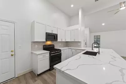 4735 Woodford Street, Baytown, TX 77521 - Photo 23