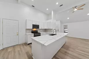 4735 Woodford St, Baytown, TX 77521 - Photo 23